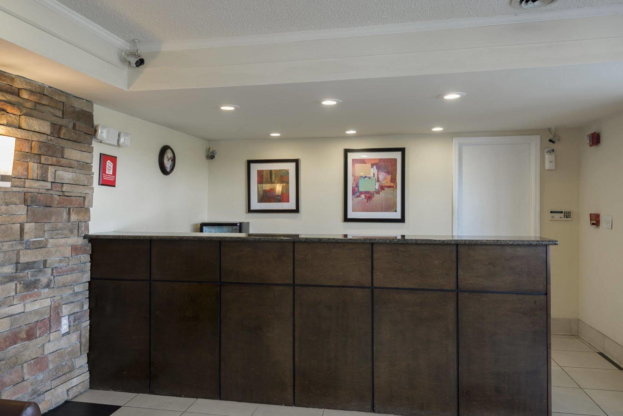 Red Roof Inn Bloomington - Normal/University Экстерьер фото