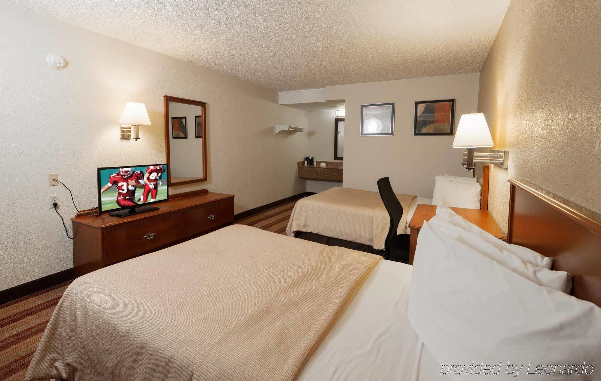 Red Roof Inn Bloomington - Normal/University Экстерьер фото
